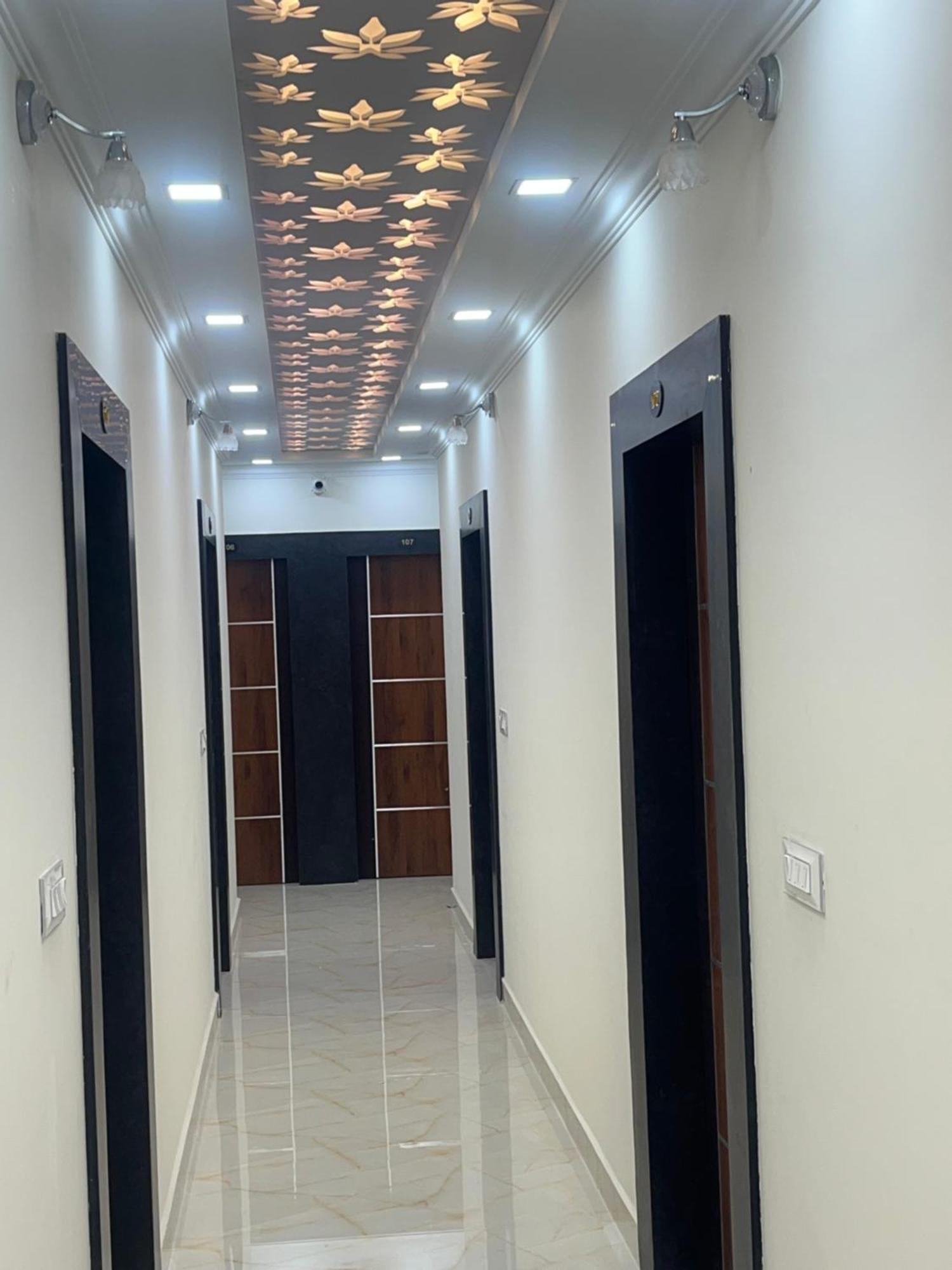Hotel Golden Residency Kushālnagar Exterior foto